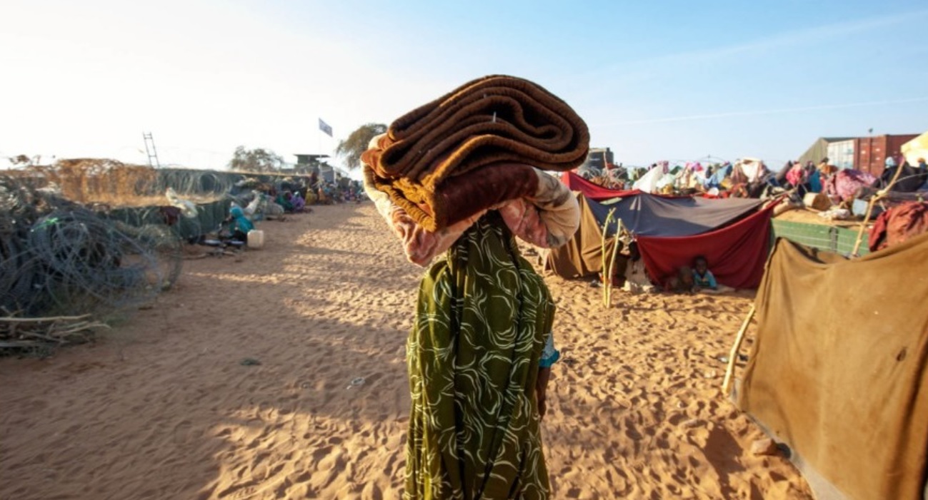 The Spark of War and the Beginnings of Displacement
