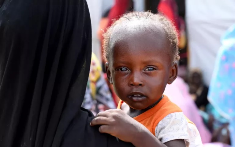 منظمات غير حكومية دولية: المجاعة تُشدّد الخناق على السودان