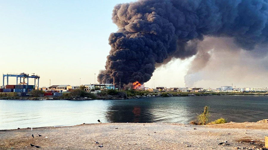 الأوبزيرفر: الإمارات رسمت “حلقة نار” حول السودان