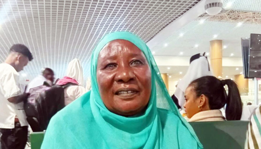 الفاو تحتفي بمزارعة سودانية وتدين هجوم قافلتها المتجهة لكادوقلي